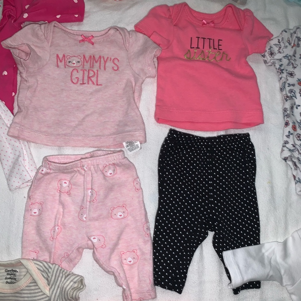 Barley used Preemie girl clothes